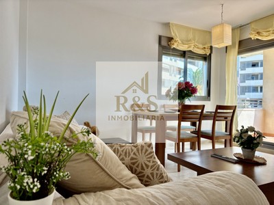 Apartamento en venta en Torrenostra, con 3 dormitorios, 2 baños, plaza de garaje, trastero, terraza y terreno