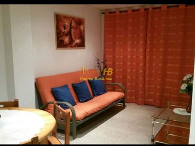 Piso en venta en Tortosa, Centro, con 2 dormitorios, baño y balcón