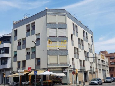 Piso en venta en Roquetes, con 3 dormitorios y baño