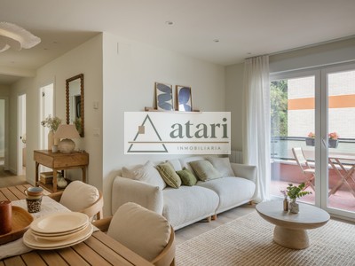 Piso en venta en Mutriku, con 3 dormitorios, baño y 3 balcones
