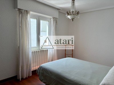 Piso en venta en Deba, Osio, con 2 dormitorios, baño y balcón
