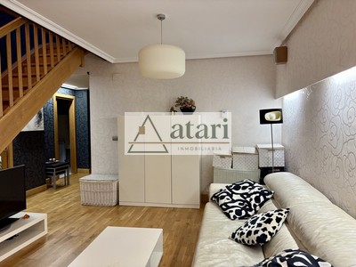 Duplex en venta en Deba, con 2 dormitorios y 2 baños