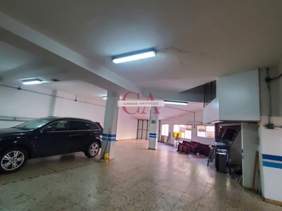 Local en venta en Cuenca, con aseo