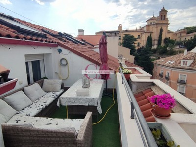 Duplex en venta en Cuenca, con 3 dormitorios, 2 baños, trastero y terraza