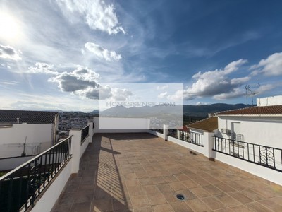 Casa en venta en Colmenar, Pueblo, con 10 dormitorios, 5 baños, plaza de garaje, trastero, 4 balcones y 3 terrazas