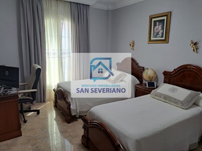 Casa en venta en Chiclana De La Frontera, con 3 dormitorios, 2 baños y 2 plazas de garaje