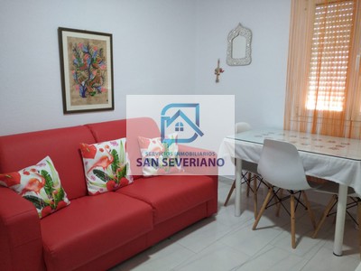 Apartamento en alquiler temporal en Cádiz, Comisaria, con 2 dormitorios y baño