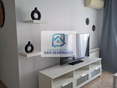 Piso en alquiler temporal en Cáceres, con 4 dormitorios, 2 baños, plaza de garaje y terraza