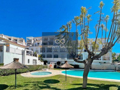 Piso en venta en Nerja, Burriana, con 2 dormitorios, 2 baños y terraza