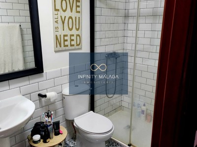 Piso en venta en Malaga, Hacienda Bizcocheros, con 3 dormitorios, 2 baños, plaza de garaje, trastero y terraza