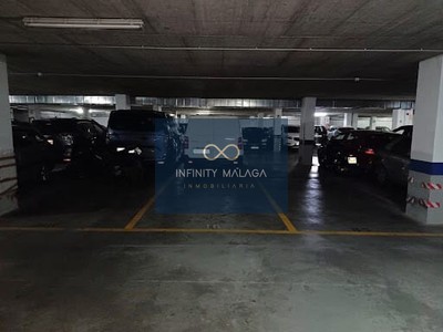 Garaje en venta en Malaga