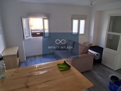 Piso en alquiler en Malaga, con 1 dormitorio y baño