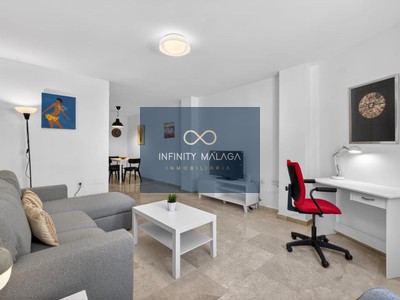 Piso en alquiler en Malaga, con 2 dormitorios y 2 baños