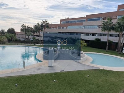 Ático en alquiler en Malaga, Torremolinos, con 3 dormitorios, 2 baños, plaza de garaje y 2 terrazas