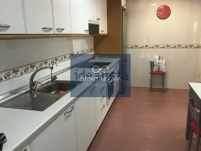 Piso en alquiler en Malaga, Torremolinos, con 2 dormitorios, 2 baños, plaza de garaje y terraza
