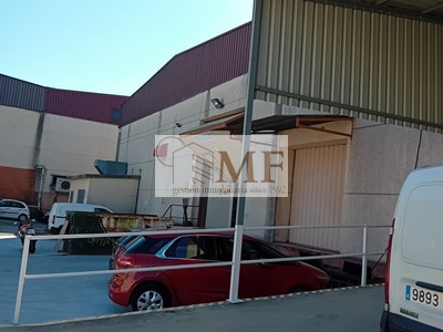 Nave industrial en alquiler en Mos