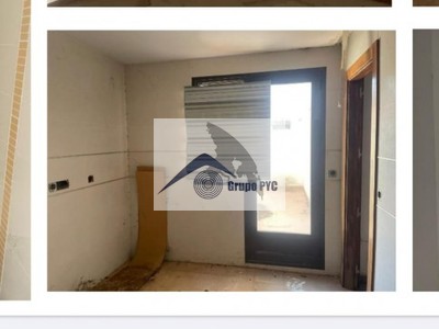 11 adosados de obra nueva en venta en A 26 Km De Albacete