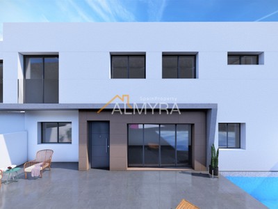 Villa de obra nueva en venta en Pilar De La Horadada, con 4 dormitorios, 2 baños y terreno