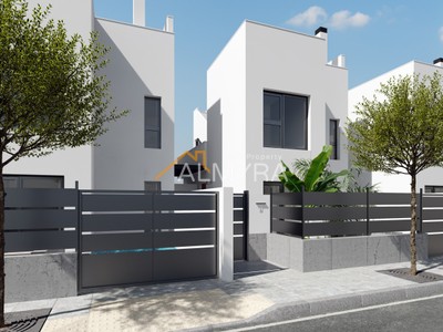 Villa en venta en San Javier, con 3 dormitorios, 2 baños y terreno
