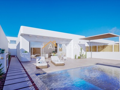 Villa de obra nueva en venta en Los Alcázares, Torre Del Rame, con 3 dormitorios, 2 baños, plaza de garaje y terreno