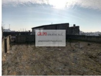 Edificio mixto en venta en Jerez De La Frontera