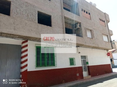 Edificio mixto de obra nueva en venta en Mula