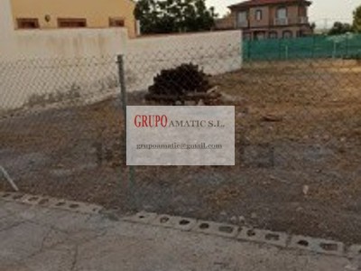 Terreno urbano en venta en Guadix