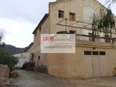 Edificio mixto en venta en Alicante