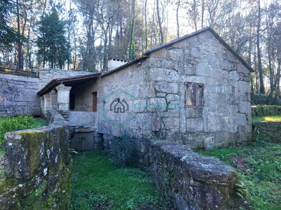 Casa rural en venta en Ponteareas, con baño, trastero y terreno