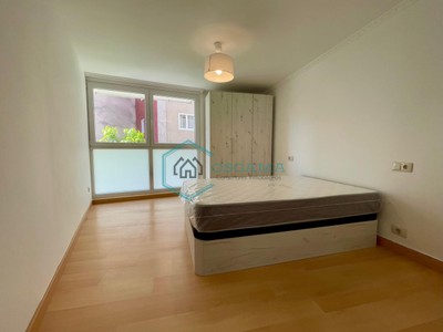 Apartamento en venta en Vigo (radio Zona Plaza De Independencia), con 2 dormitorios y baño