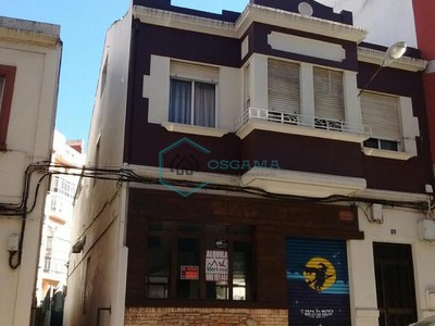 Casa en venta en Vigo (radio Zona Aragón, Travesía, Teis), con 3 dormitorios y 3 baños