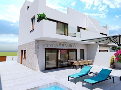 Villas Modernas con Gran Parcela, Sótano y Garaje en Torre de la Horadada, Costa Blanca
