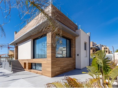 Villas de Lujo en La Mata: Vistas al Mar en Torrevieja - Descubre tu Hogar Soñado