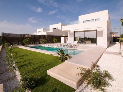 Villas Independientes en Venta: La Herrada, Los Montesinos, cerca del Golf y la Costa Blanca