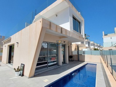 Elegante villa con vistas al mar a la Venta en Torre de la Horadada, Costa Blanca