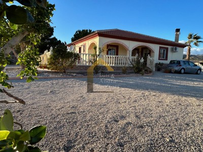 Casa en venta en Fortuna, Los Periquitos, con 3 dormitorios, 2 baños y terreno