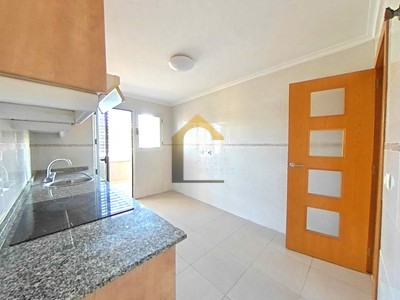 Piso en venta en Elche/elx, Altabix, con 3 dormitorios y 2 baños