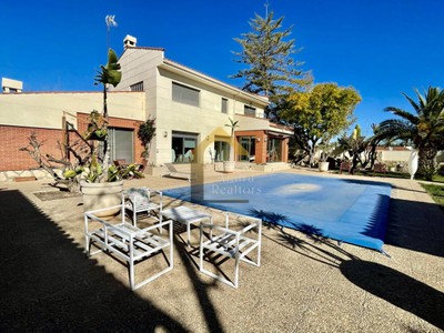 Chalet en venta en San Juan De Alicante/san Joan Dalacant, La Font, con 6 dormitorios, 4 baños y terreno