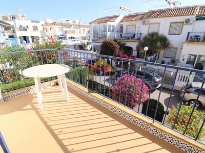 Bungalow en venta en Orihuela Costa, La Florida, con 2 dormitorios y baño