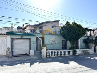 Casa en venta en La Murada, Los Rocamora, con 5 dormitorios, 2 baños y terreno