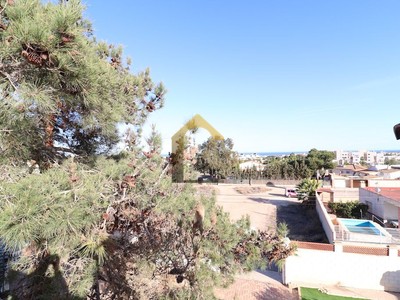 Chalet en venta en Orihuela Costa, Los Dolses, con 3 dormitorios, 2 baños y terreno