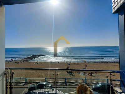 Apartamento en venta en Torrevieja, con 2 dormitorios y baño