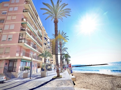 Apartamento en venta en Torrevieja, Playa Del Cura, con 3 dormitorios y baño