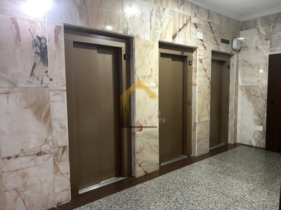 Apartamento en venta en Orihuela, con 2 dormitorios, baño y balcón