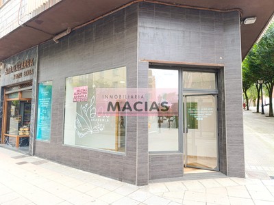 Local comercial en alquiler en Gernika-lumo, Centro, con baño