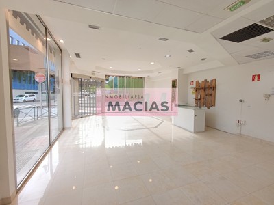 Local en venta en Gernika-lumo, Renteria, con baño