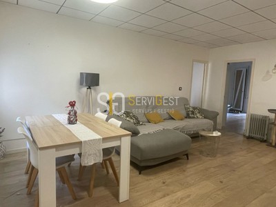 Piso en venta en Amposta, con 3 dormitorios, baño y balcón