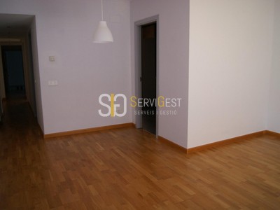 Piso en venta en Santa Bárbara, con 2 dormitorios, baño y balcón