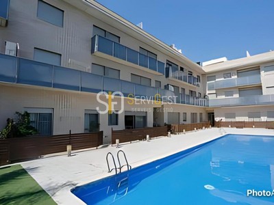 Ático duplex en venta en Deltebre, con 1 dormitorio, 2 baños, plaza de garaje, balcón y terraza