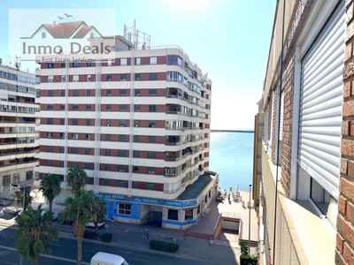 Ático en venta en Torrevieja, Playa Acequion, con 3 dormitorios, baño y aseo